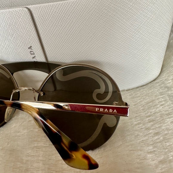 Authentic Prada Catwalk Collection Women Sunglasses - Picture 6 of 15